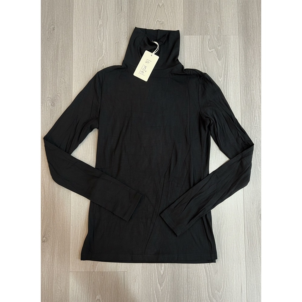 NWT La Miel Womens Large Black Turtleneck Long Sleeve
Pit to Pit 16"